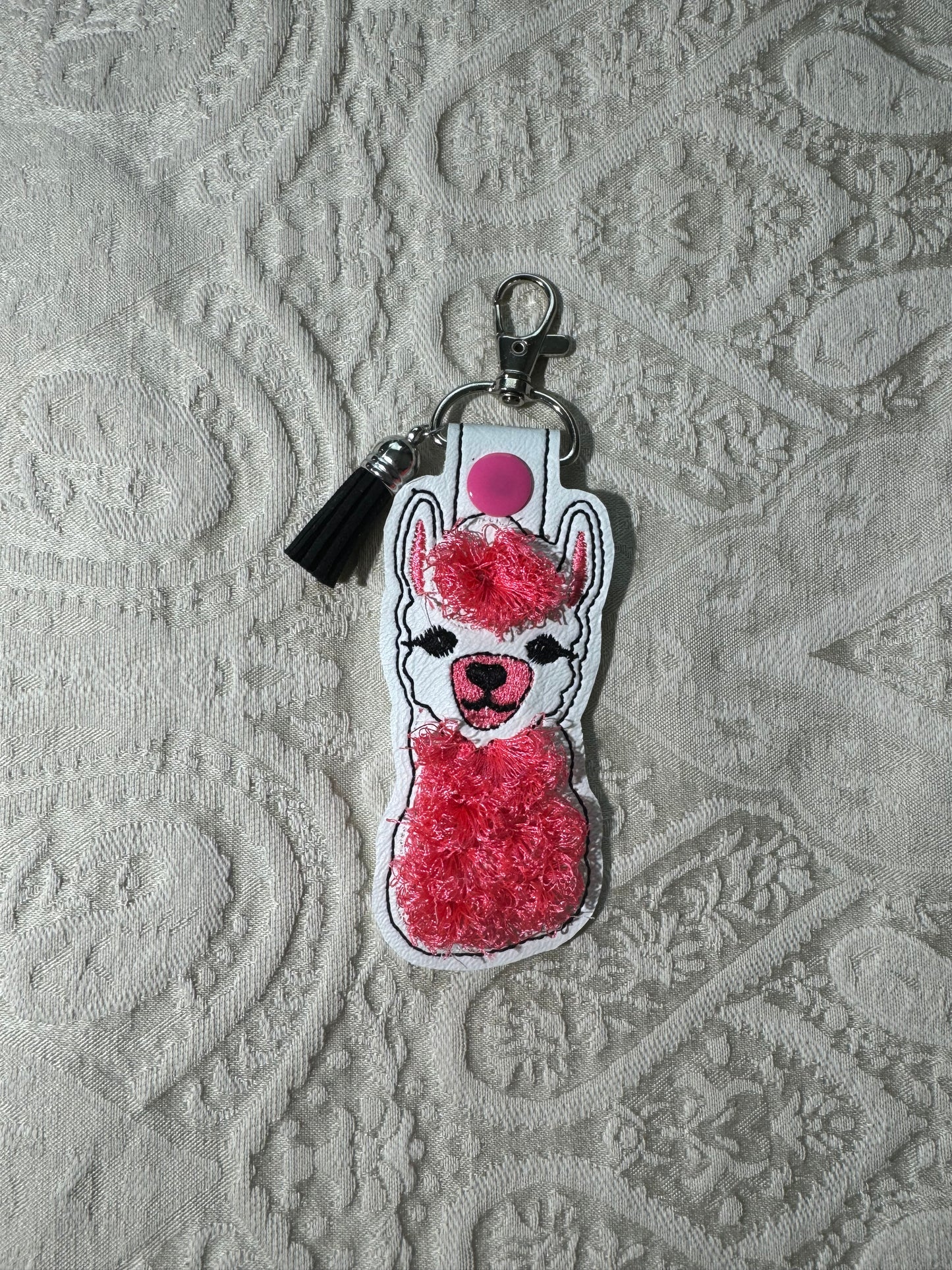 Fuzzy Llama Key Fob White