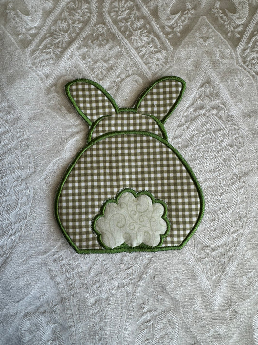 Rearview Bunny Mug Rug Green